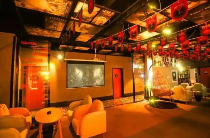 按摩养生：修复久坐劳损，告别腰酸背痛困扰